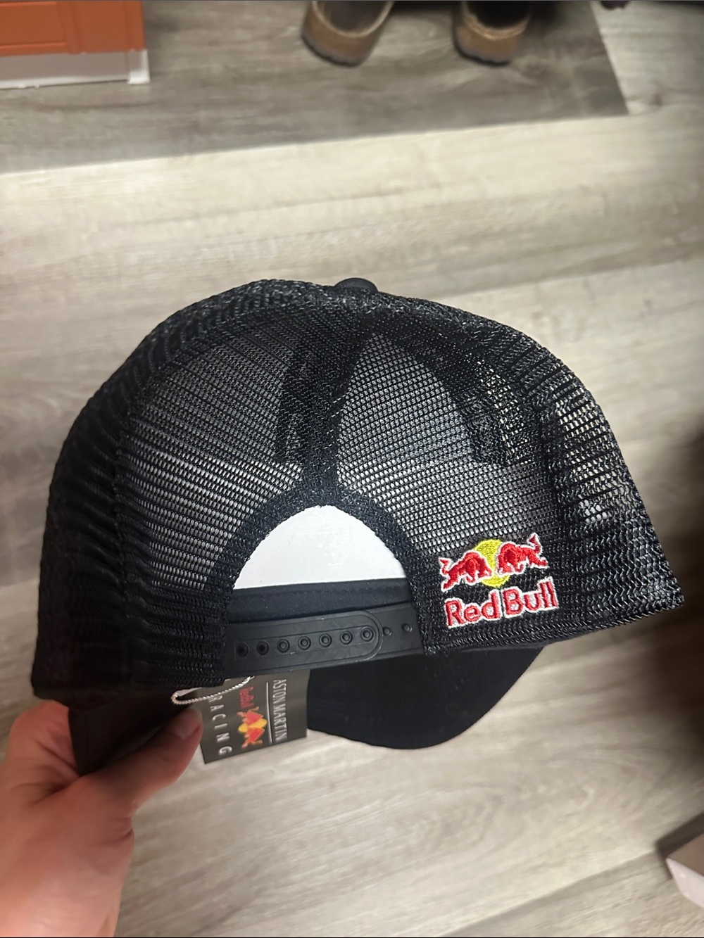 Williams Racing Black Caps - Picture 3 of 3
